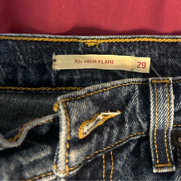 Levi’s high rise flare jeans - Picture 3 of 6